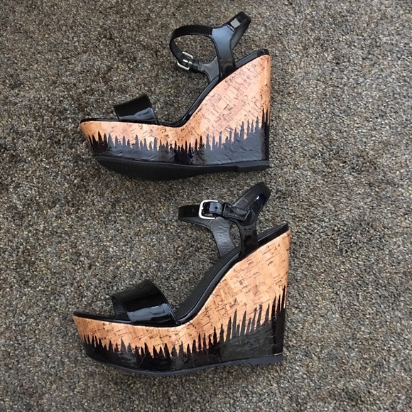 Stuart Weitzman Wedges 👡 - Picture 3 of 4